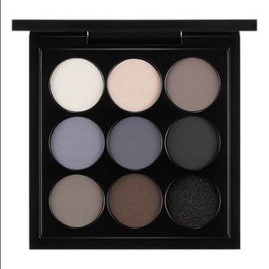 Mac navy times 9 eyeshadow palette